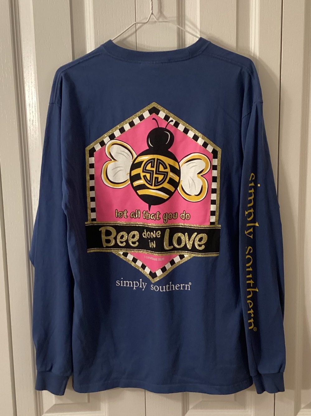 SIMPLY SOUTHERN PREPPY BEE DONE IN LOVE LONG SLEEVE T-SHIRT - LARGE